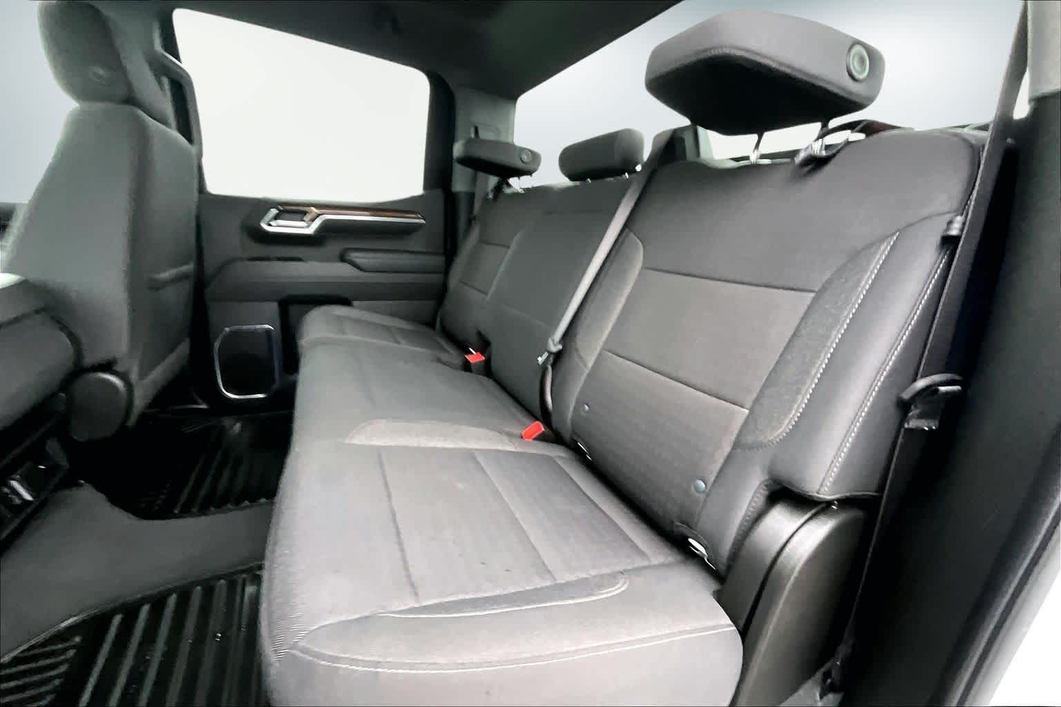 Thumbnail: 2025 Chevrolet Silverado 1500 - 29