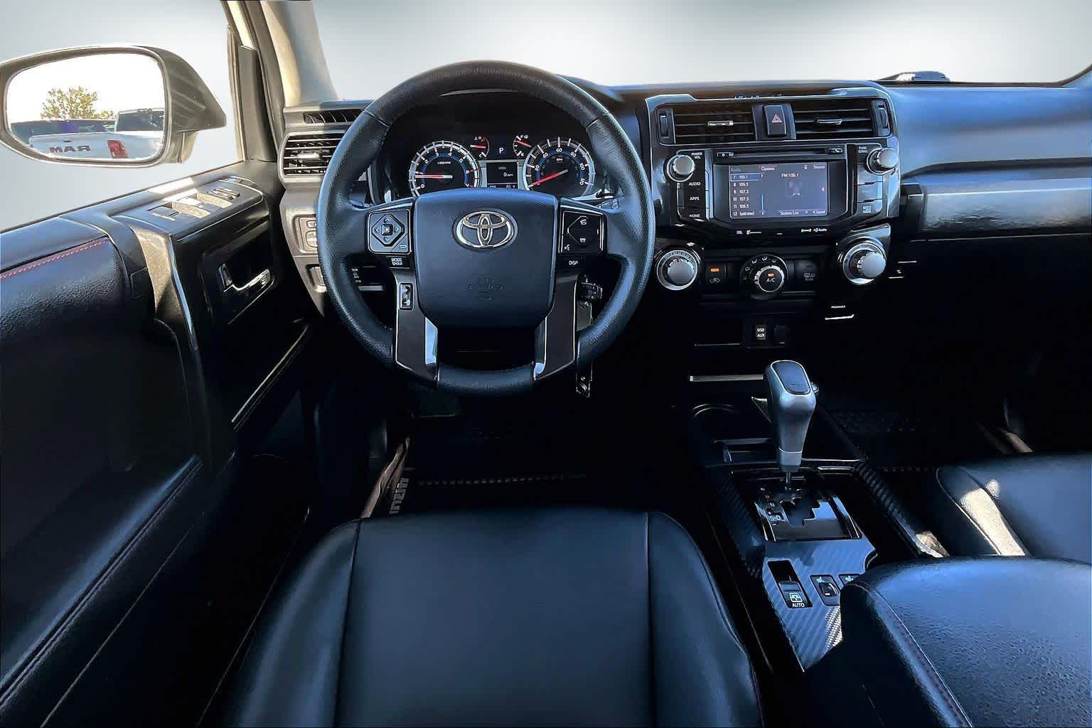 Thumbnail: 2019 Toyota 4Runner - 13