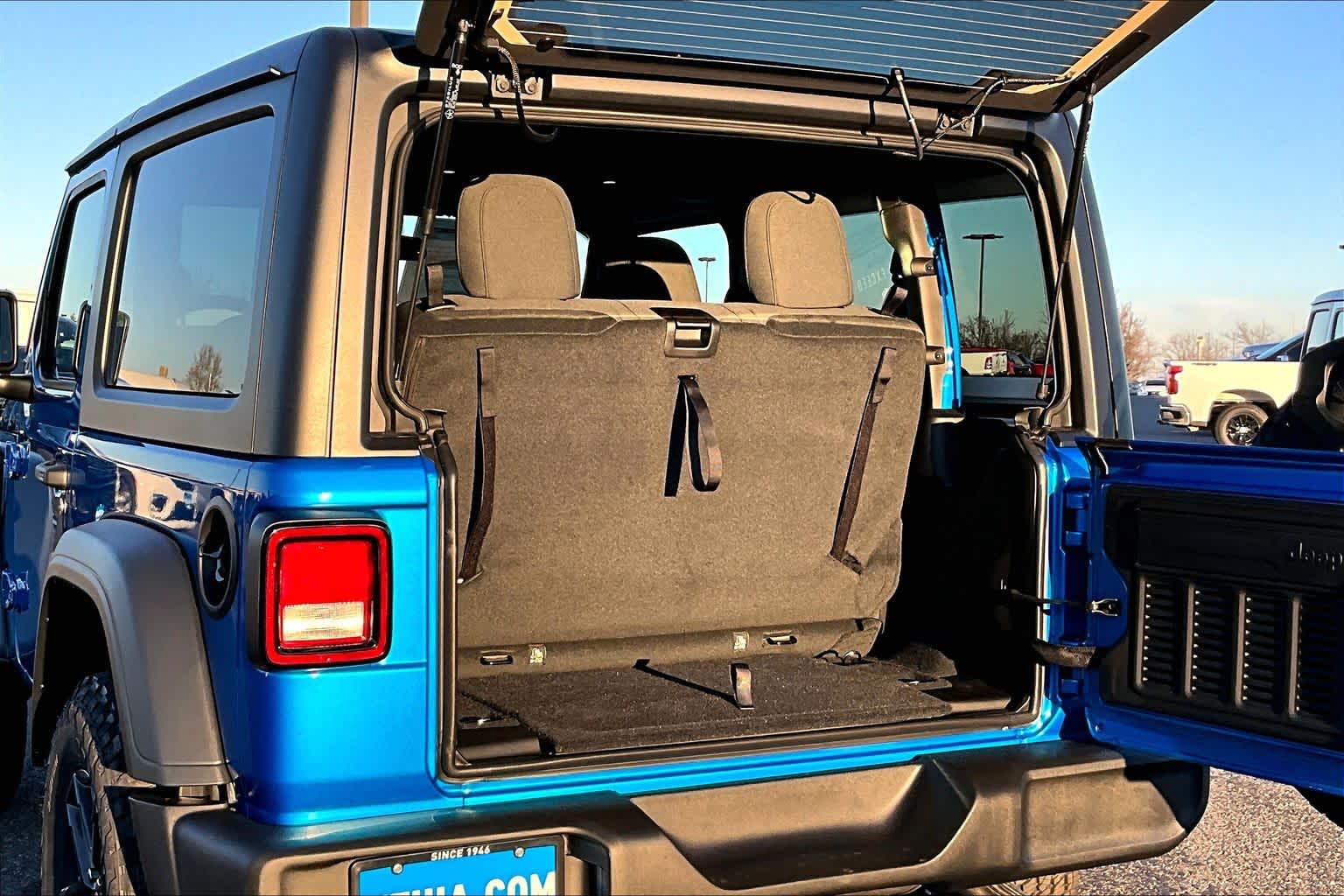 Thumbnail: 2026 Jeep Wrangler - 18