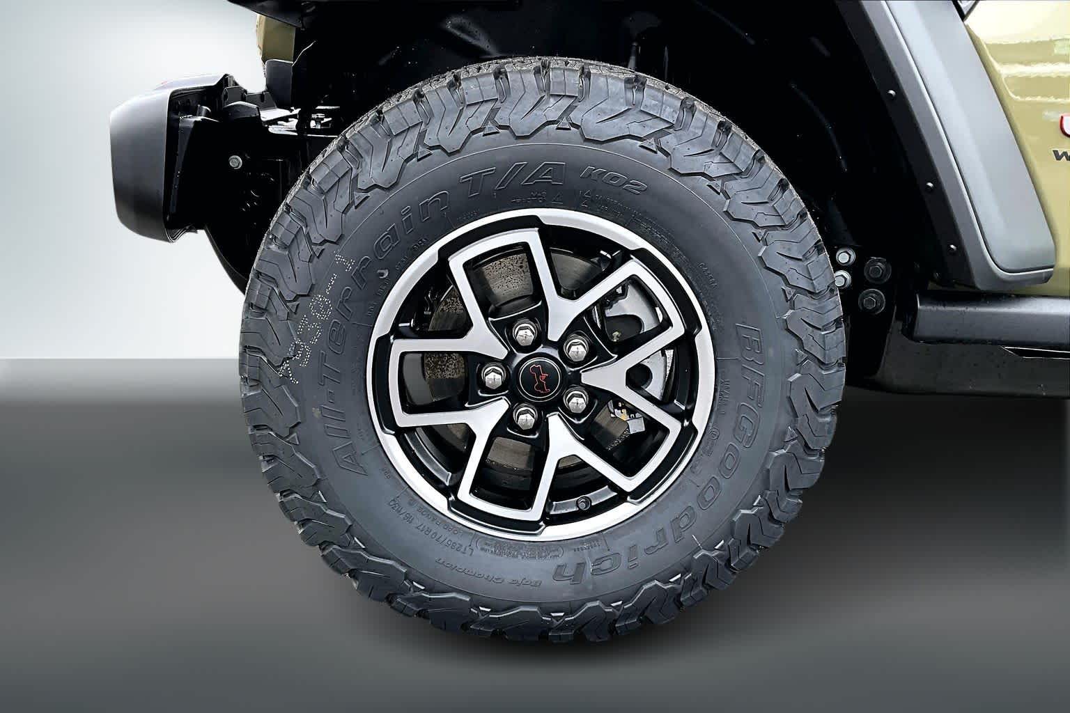 Thumbnail: 2026 Jeep Wrangler - 8