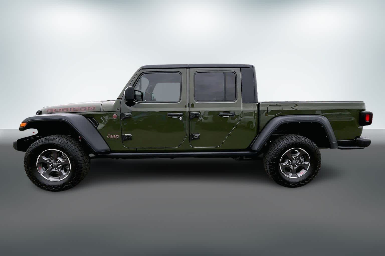 Thumbnail: 2021 Jeep Gladiator - 3