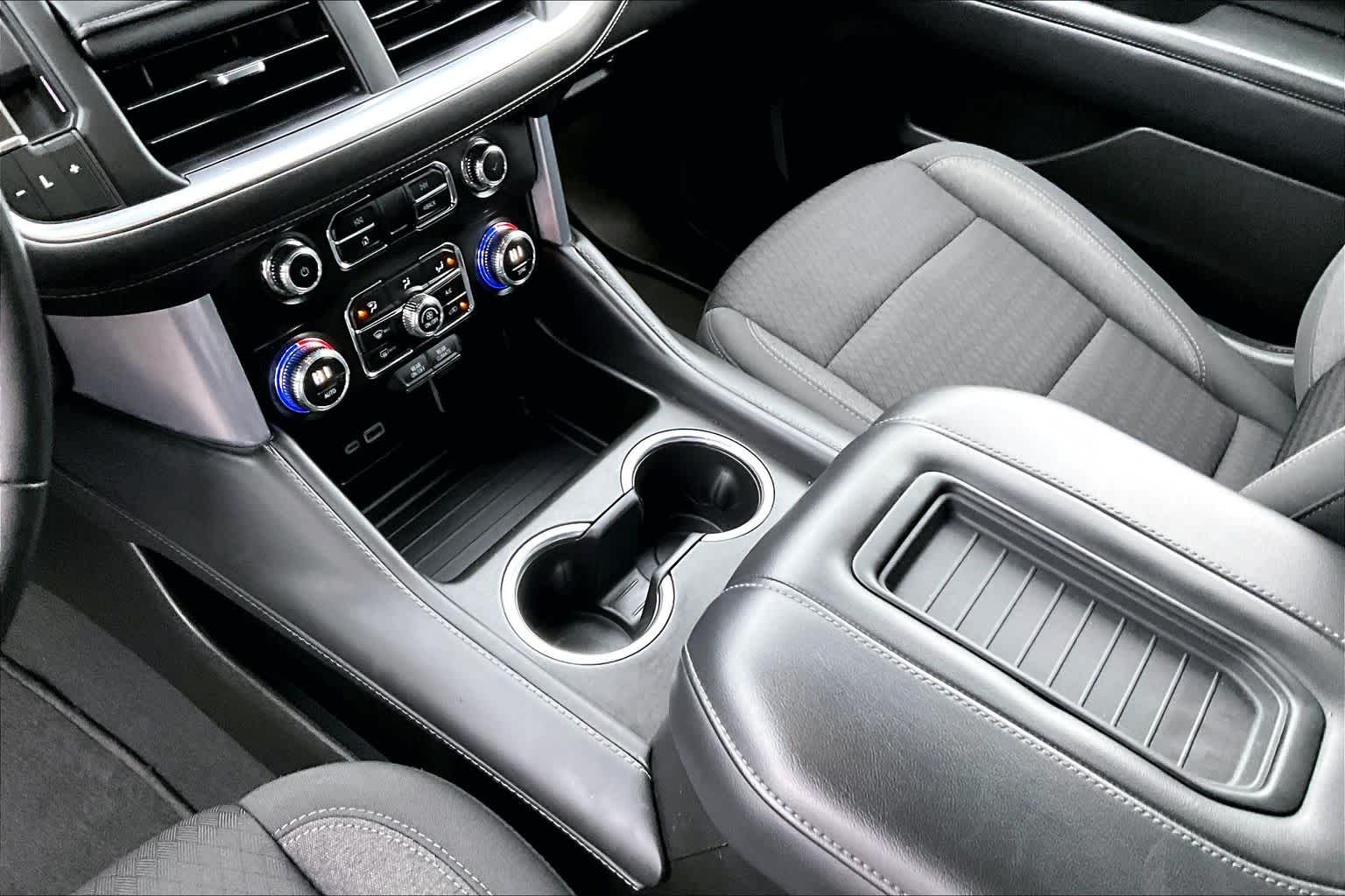 Thumbnail: 2023 GMC Yukon - 16