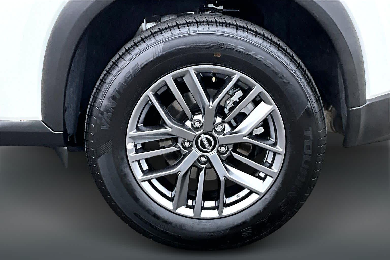 Thumbnail: 2023 Nissan Rogue - 35