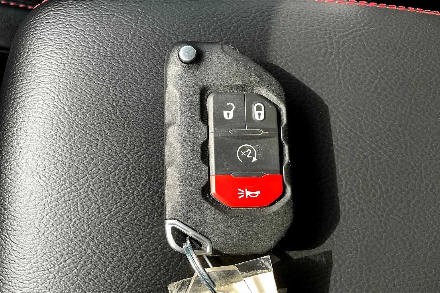 Thumbnail: 2024 Jeep Wrangler - 18