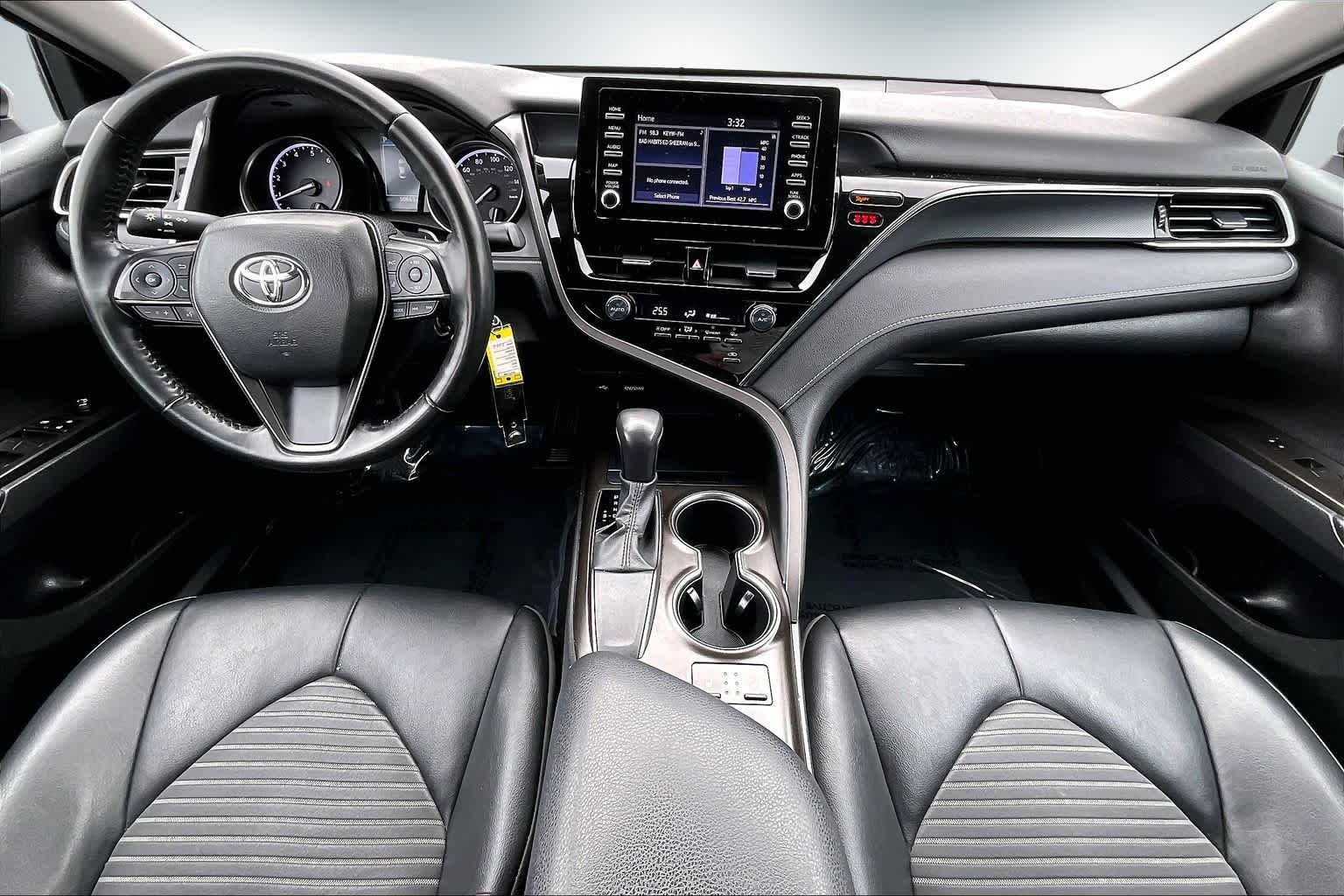 Thumbnail: 2023 Toyota Camry - 10