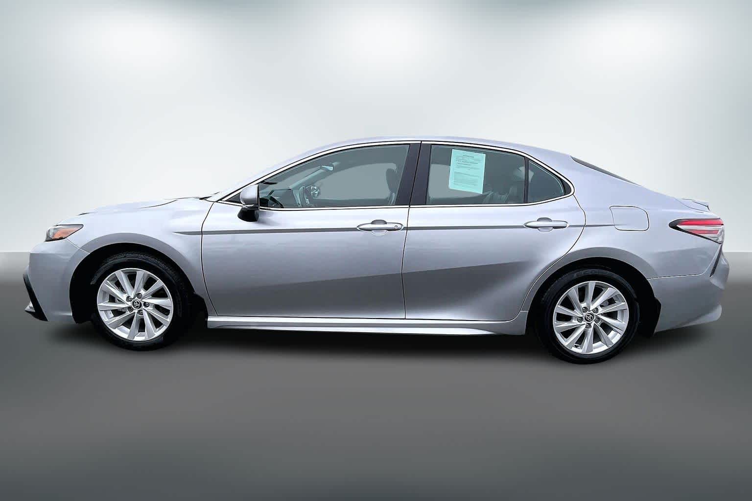 Thumbnail: 2023 Toyota Camry - 3