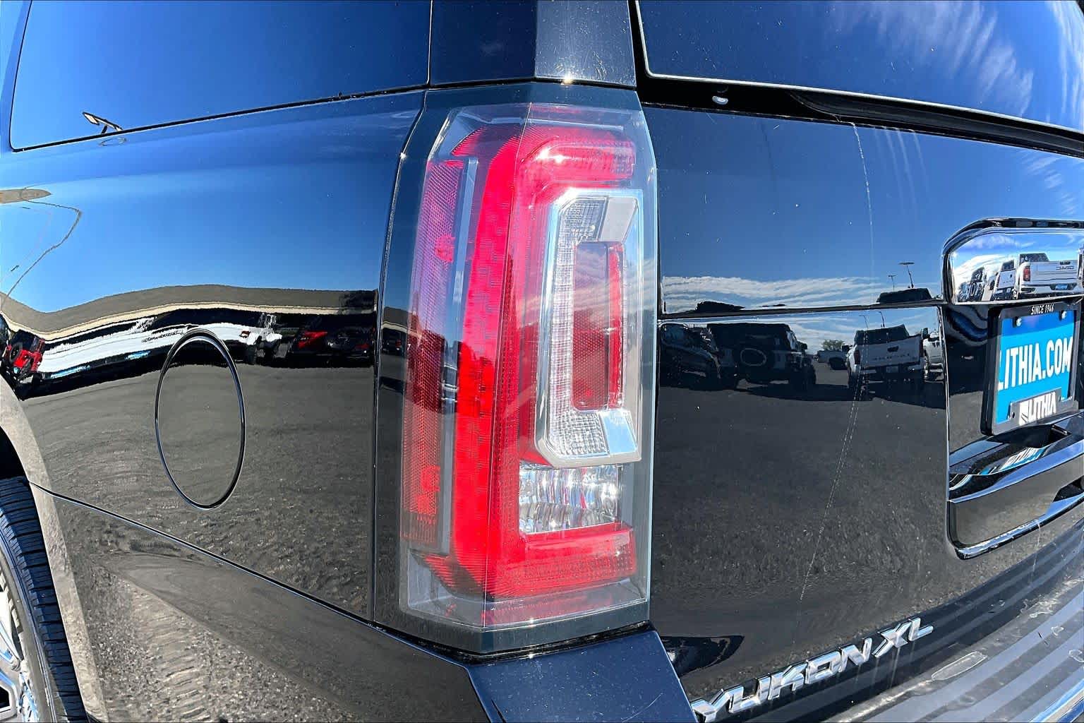 Thumbnail: 2020 GMC Yukon - 32