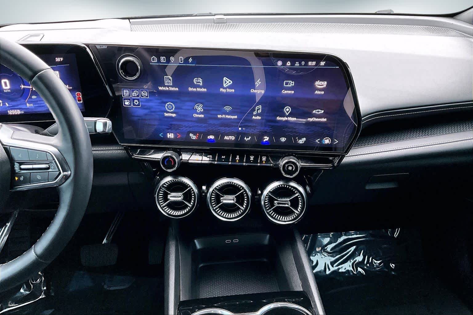 Thumbnail: 2024 Chevrolet Blazer EV - 15