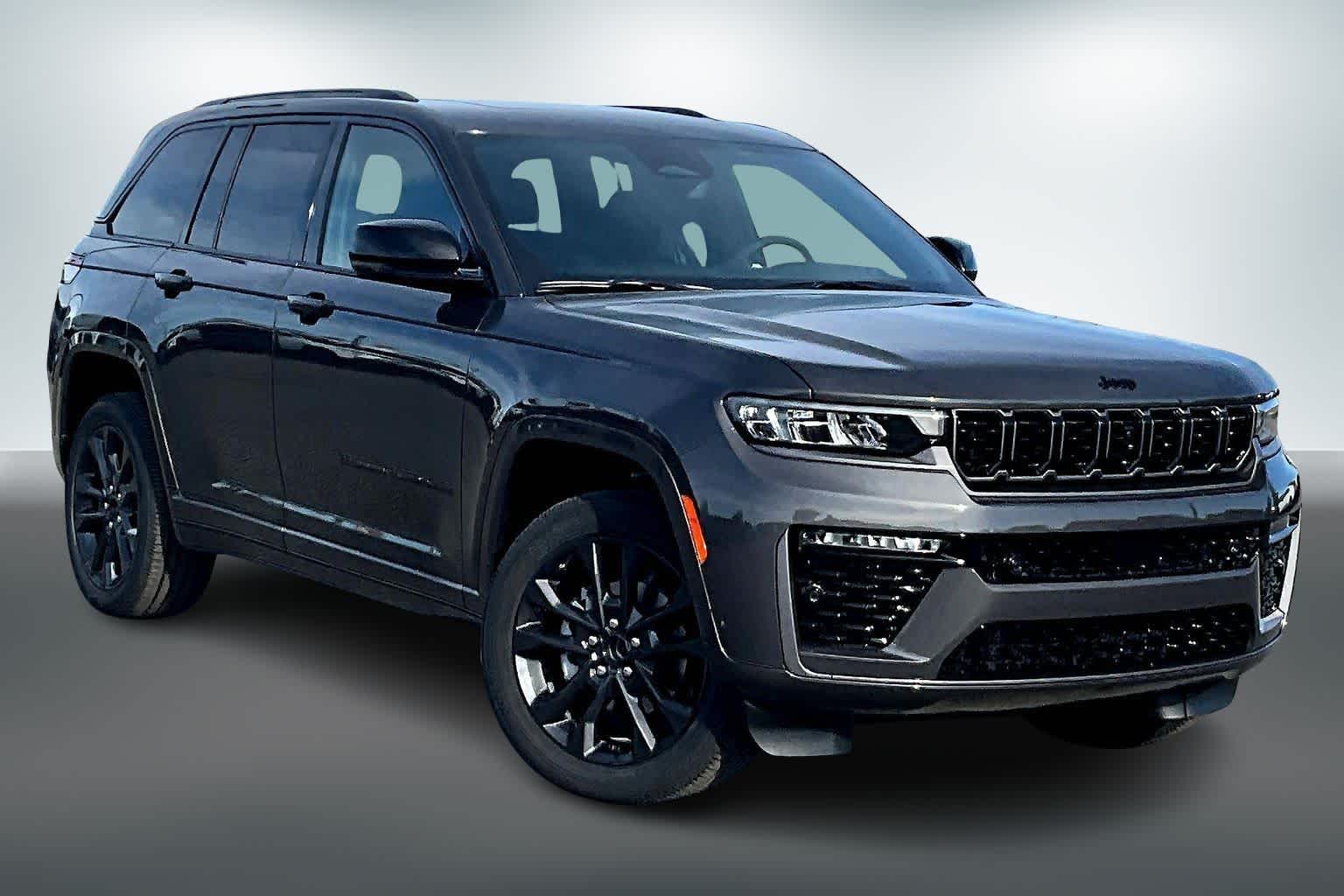 Thumbnail: 2026 Jeep Grand Cherokee - 21