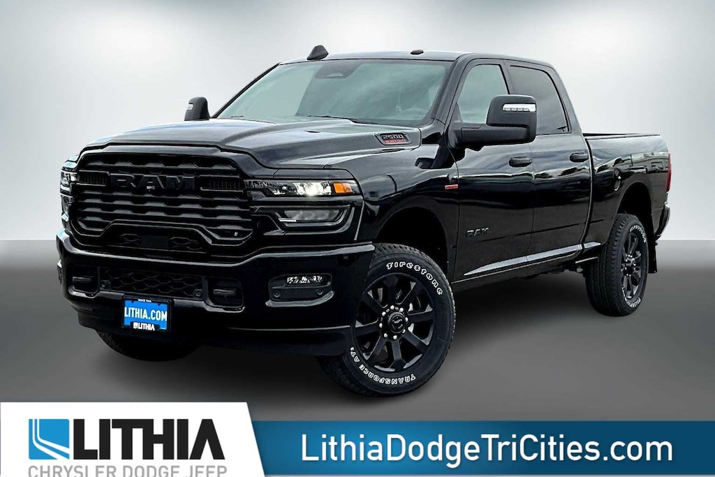 New 2026 Ram 2500 BIG HORN CREW CAB 4X4 6'4 BOX Pickup