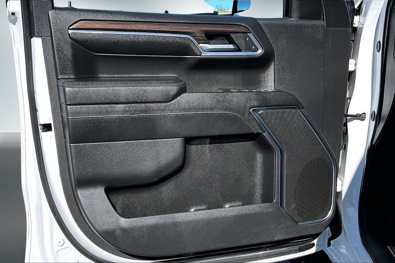 Thumbnail: 2024 Chevrolet Silverado 1500 - 27