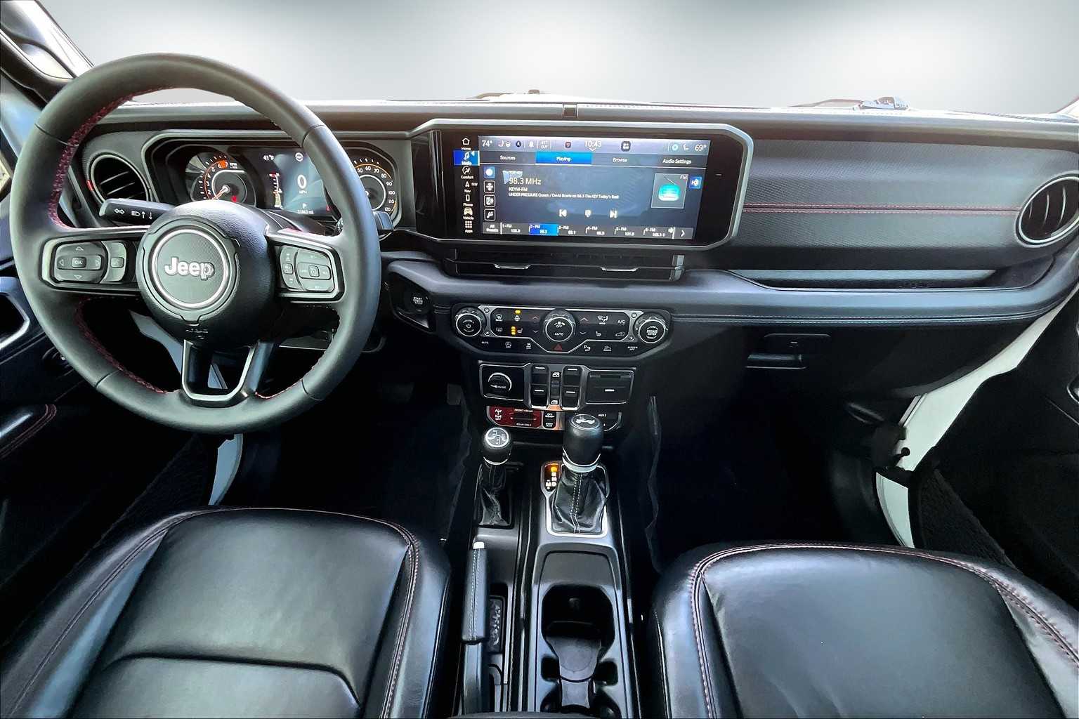 Thumbnail: 2024 Jeep Wrangler - 9