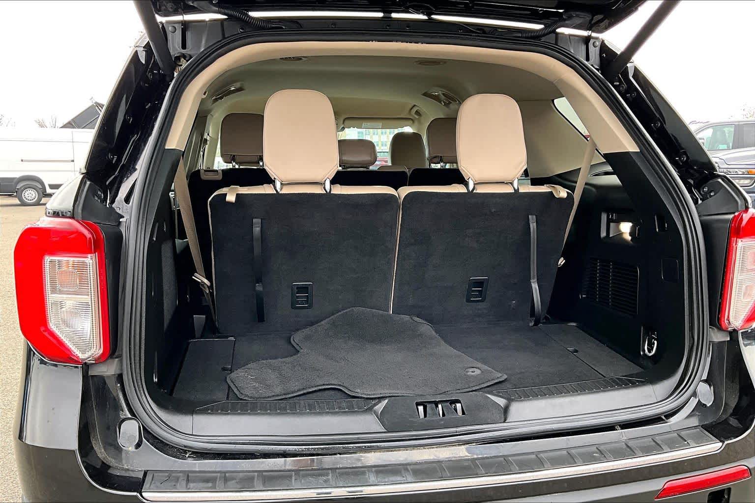 Thumbnail: 2023 Ford Explorer - 18