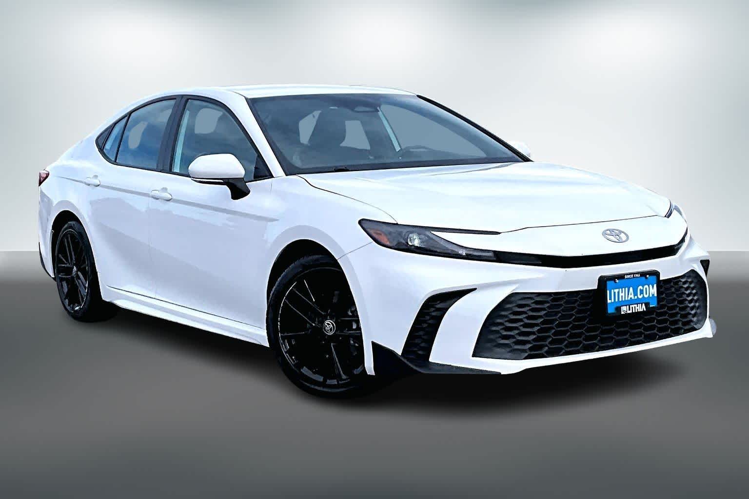 Thumbnail: 2025 Toyota Camry - 21