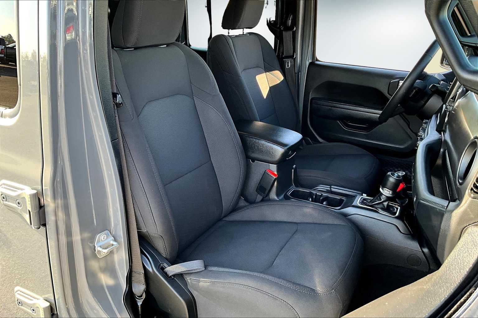 Thumbnail: 2023 Jeep Wrangler - 13