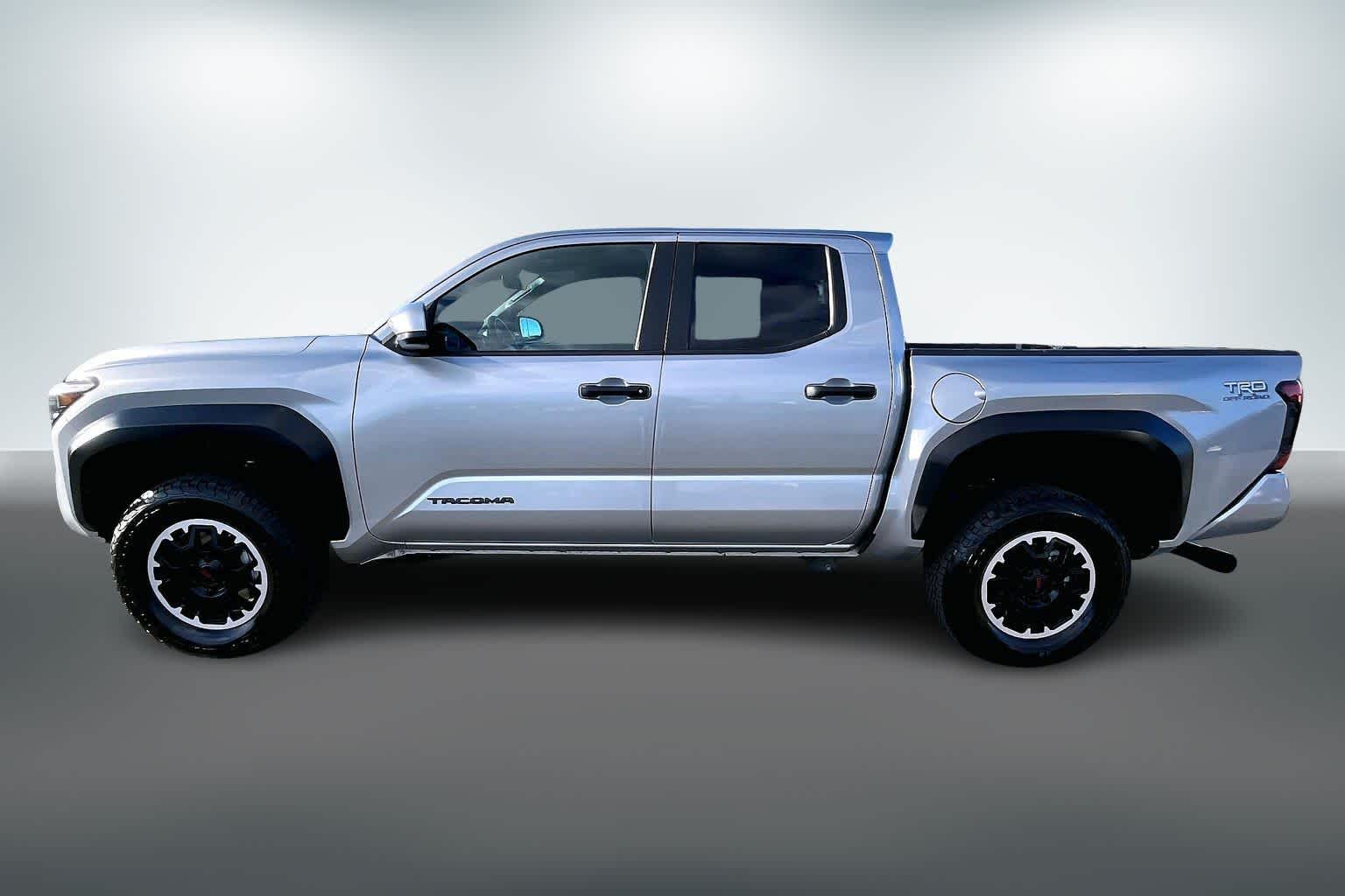 Thumbnail: 2024 Toyota Tacoma - 3