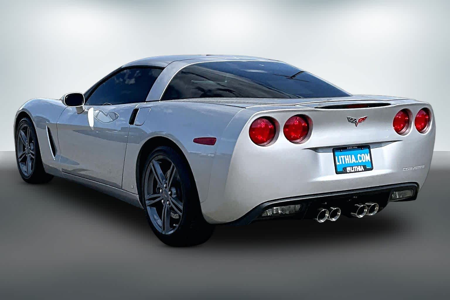 Thumbnail: 2008 Chevrolet Corvette - 4