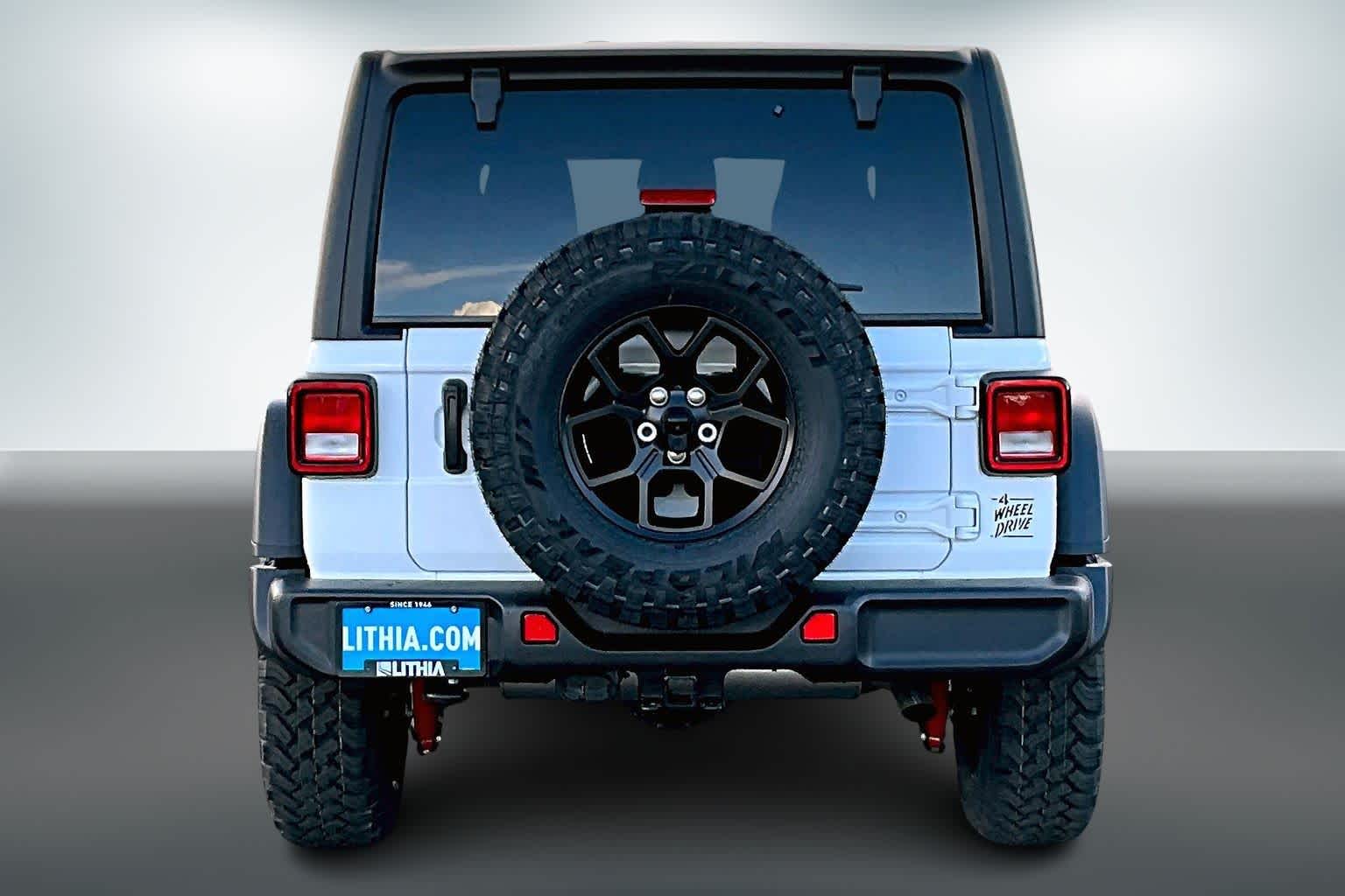 Thumbnail: 2026 Jeep Wrangler - 5