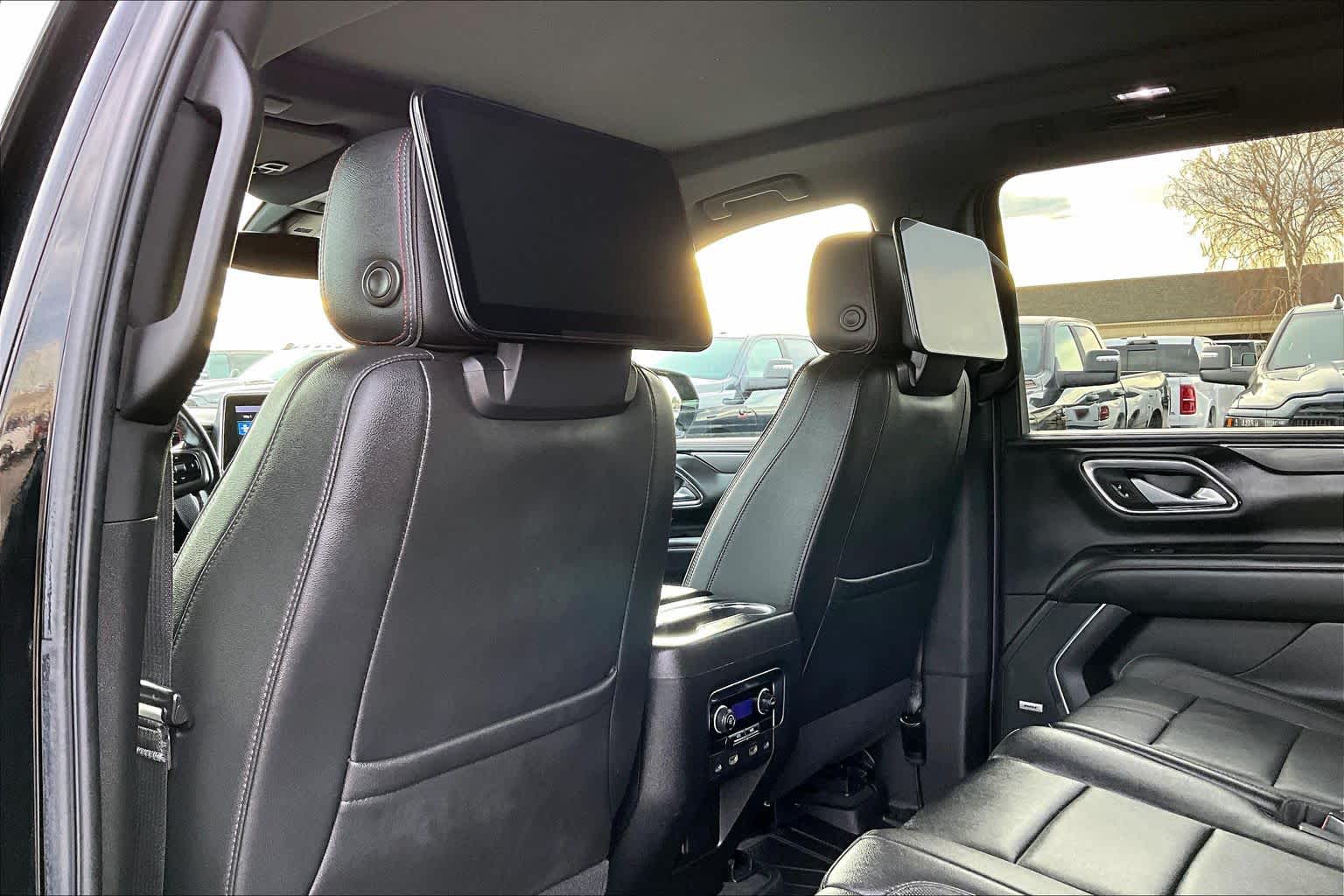 Thumbnail: 2021 Chevrolet Suburban - 12