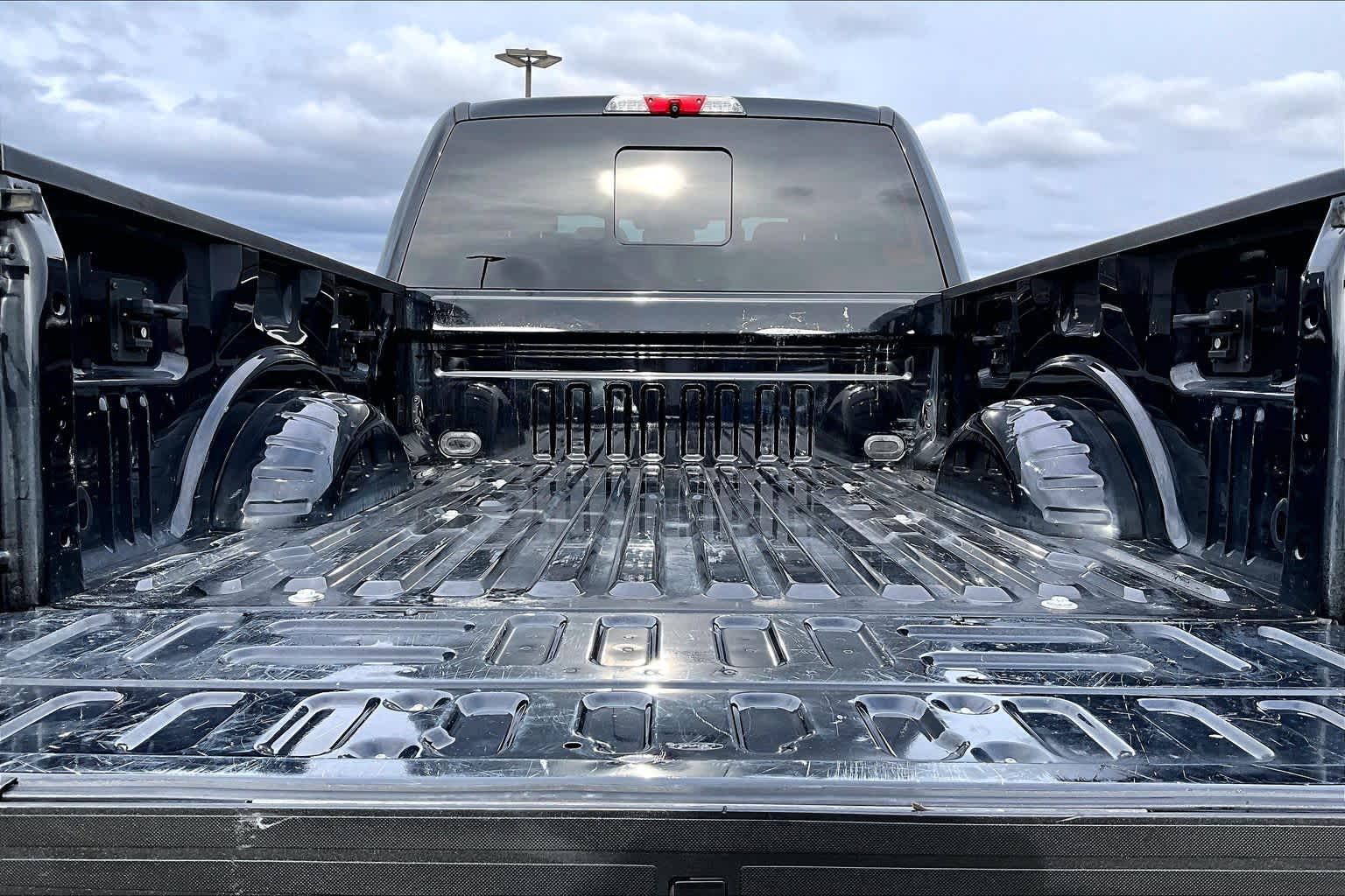 Thumbnail: 2019 Ford Econoline - 16