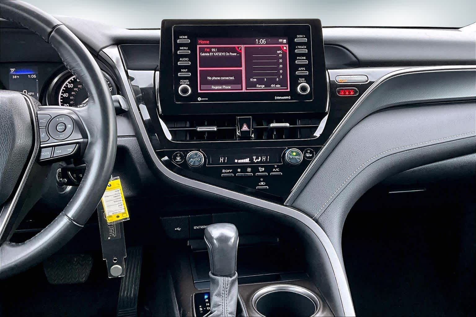 Thumbnail: 2023 Toyota Camry - 15