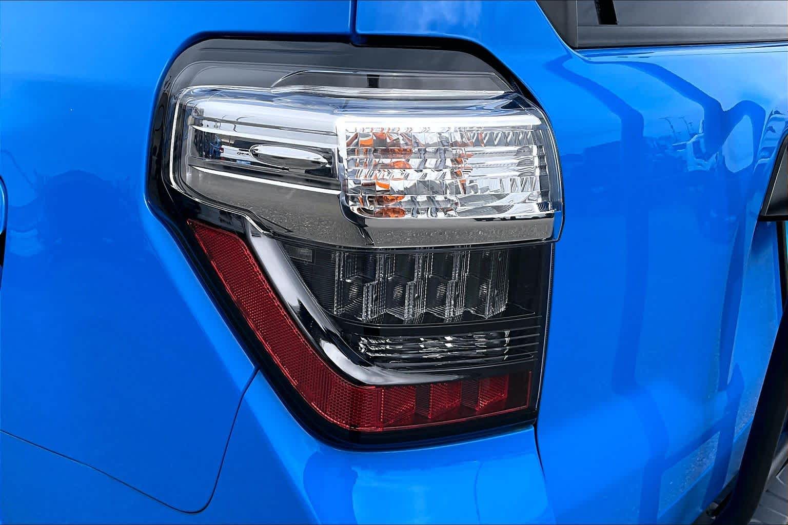 Thumbnail: 2019 Toyota 4Runner - 32