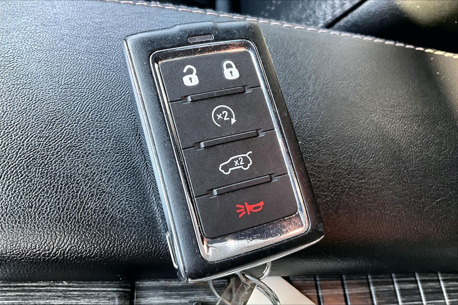 Thumbnail: 2024 Jeep Wagoneer - 19