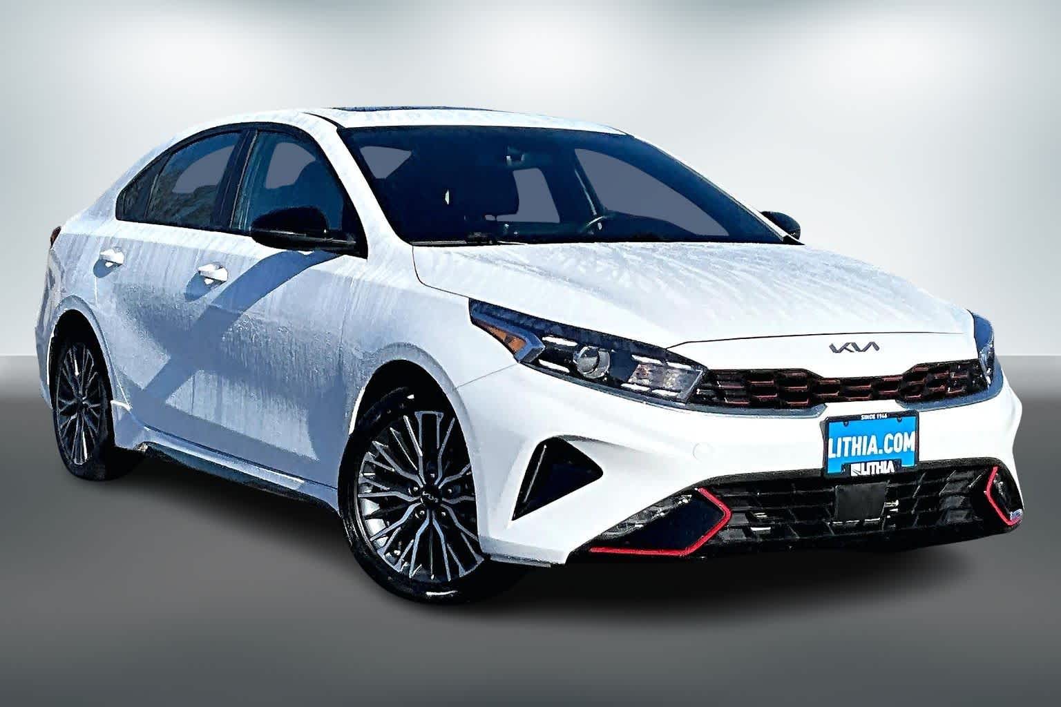 Thumbnail: 2023 Kia Forte - 21
