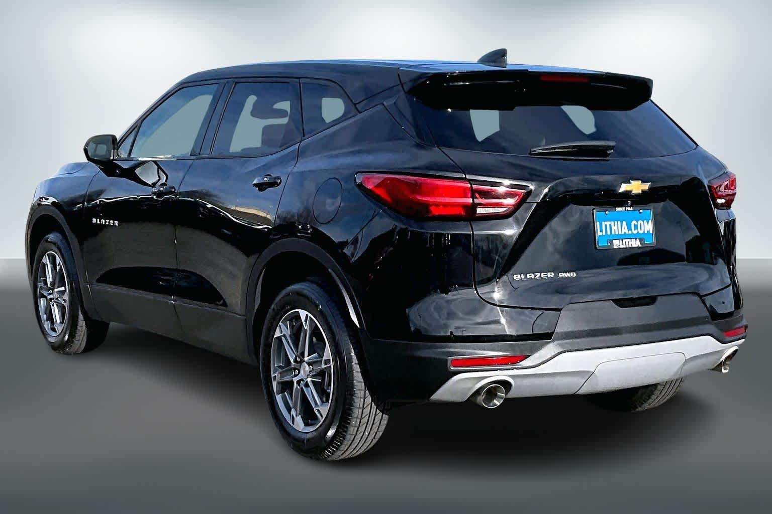 Thumbnail: 2025 Chevrolet Blazer - 4