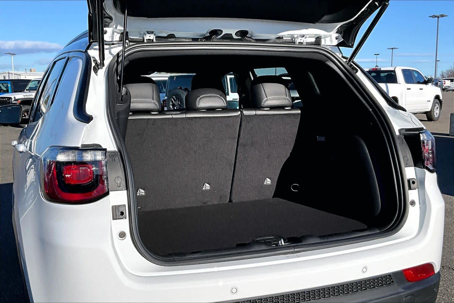 Thumbnail: 2026 Jeep Compass - 19