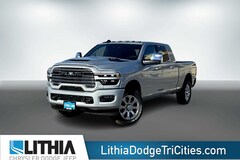 Ram 3500 LARAMIE MEGA CAB 4x4 con caja de 6'4" de 2026, Kennewick, WA