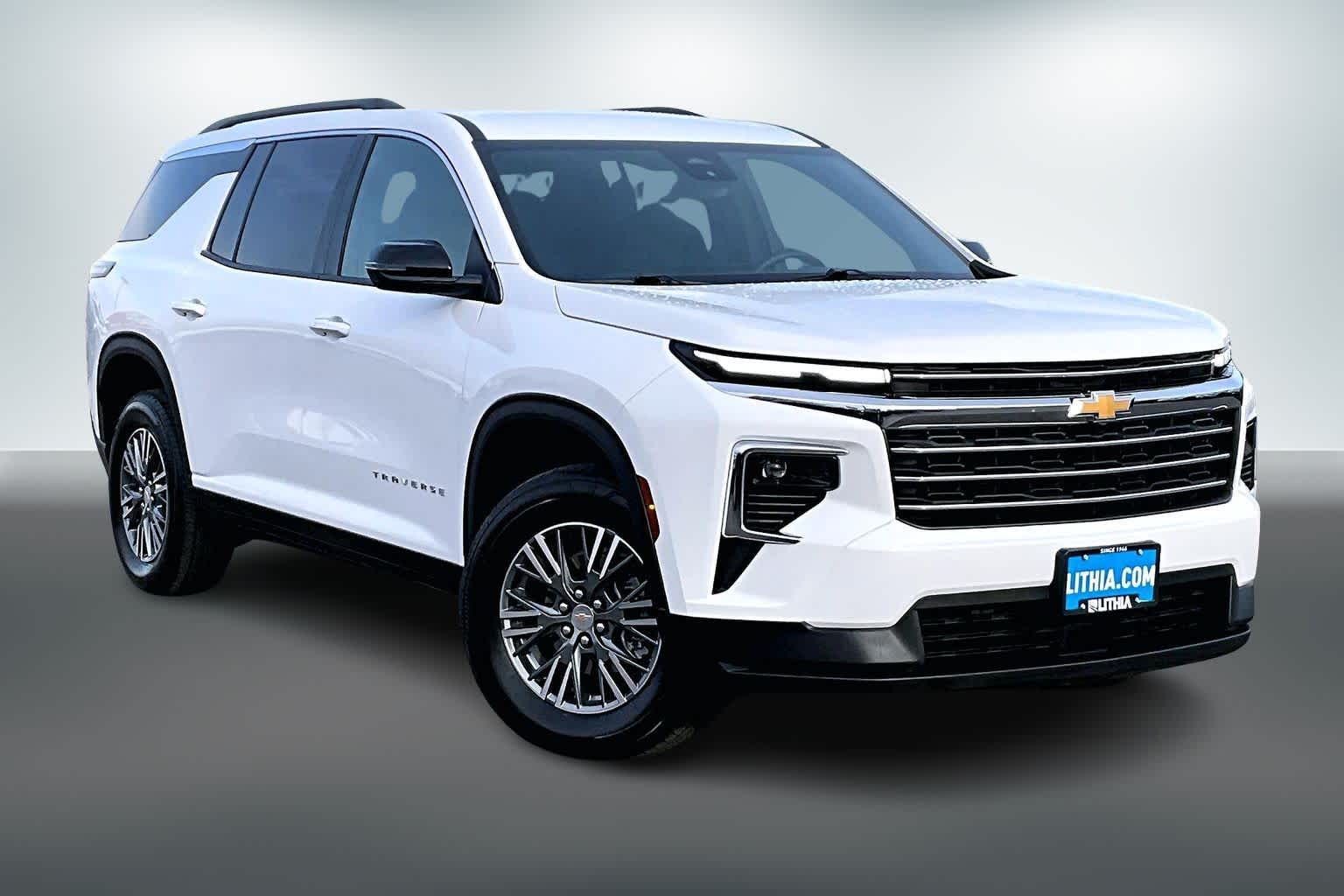 Thumbnail: 2025 Chevrolet Traverse - 21