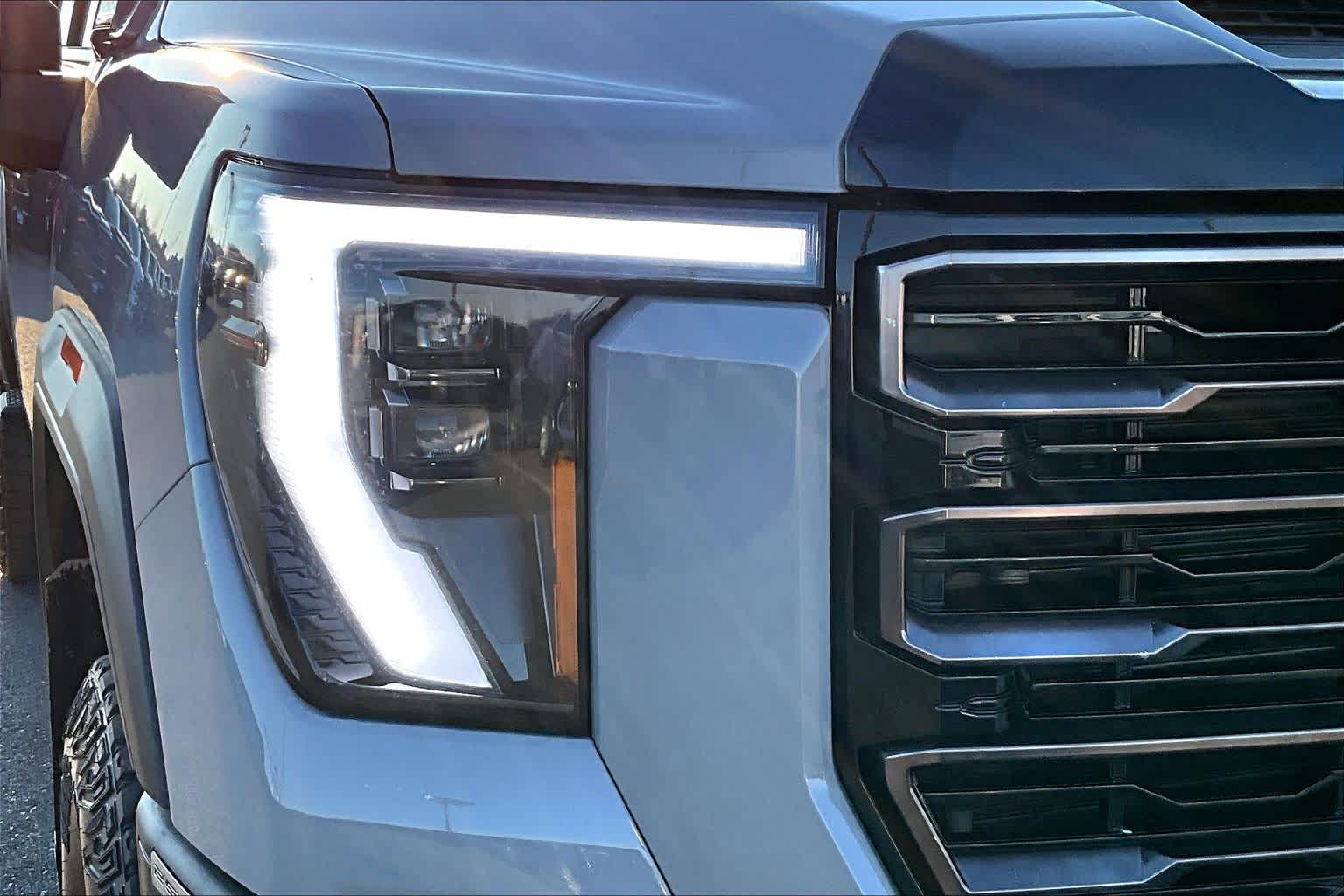 Thumbnail: 2024 GMC Sierra 2500 - 32