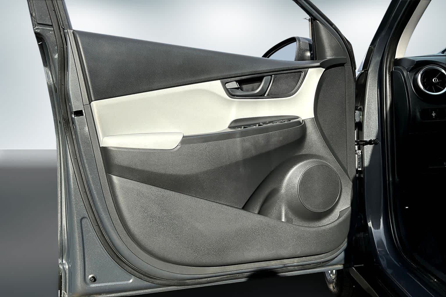 Thumbnail: 2023 Hyundai Kona - 27