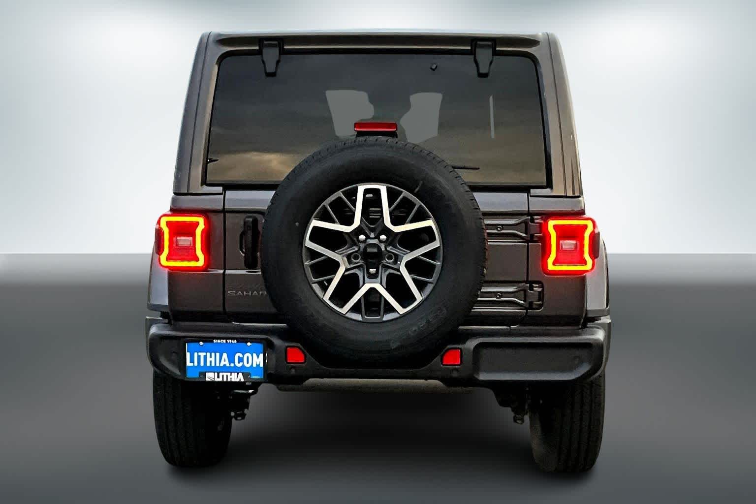 Thumbnail: 2026 Jeep Wrangler - 5