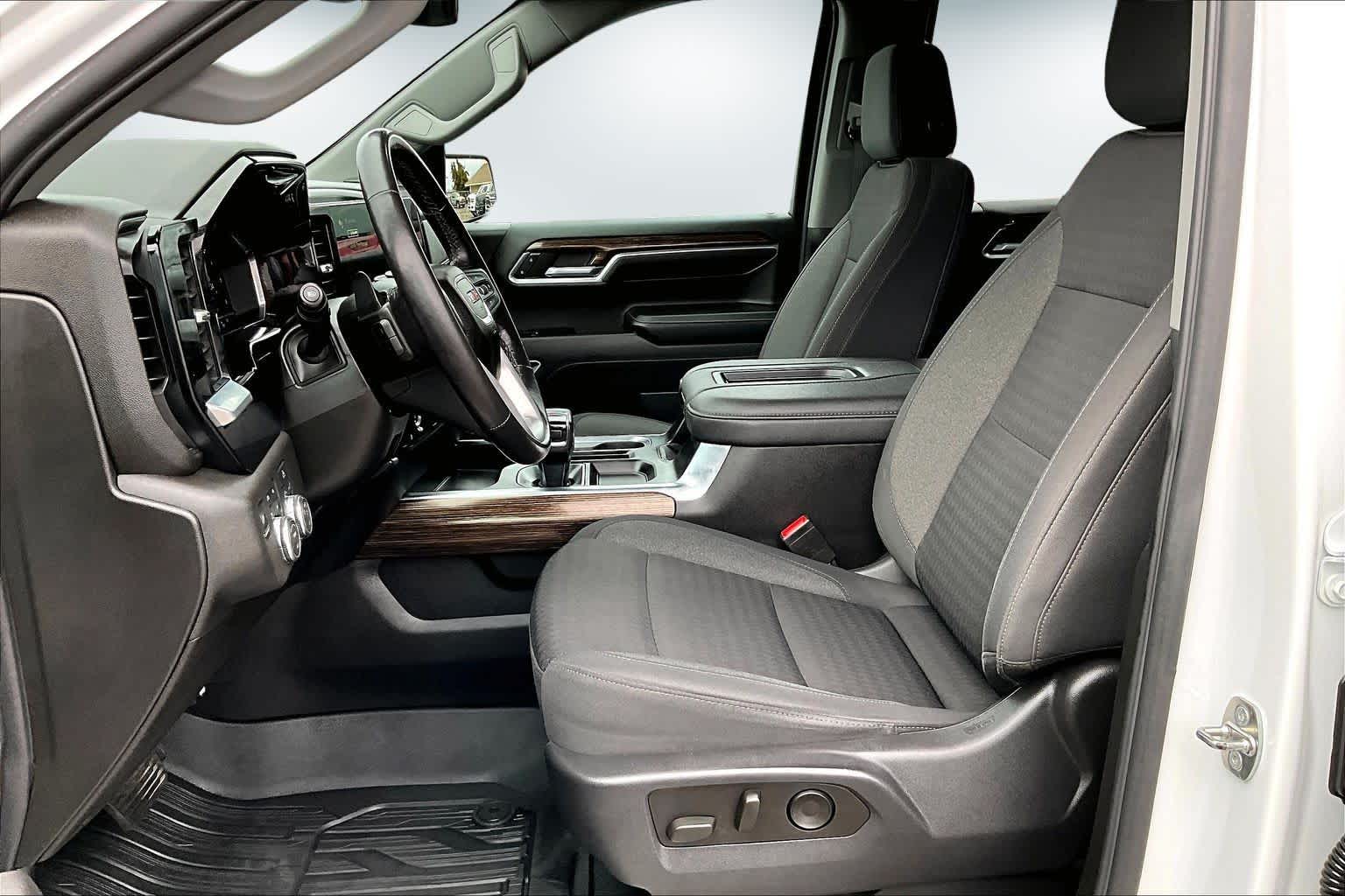 Thumbnail: 2022 GMC Sierra 1500 - 11