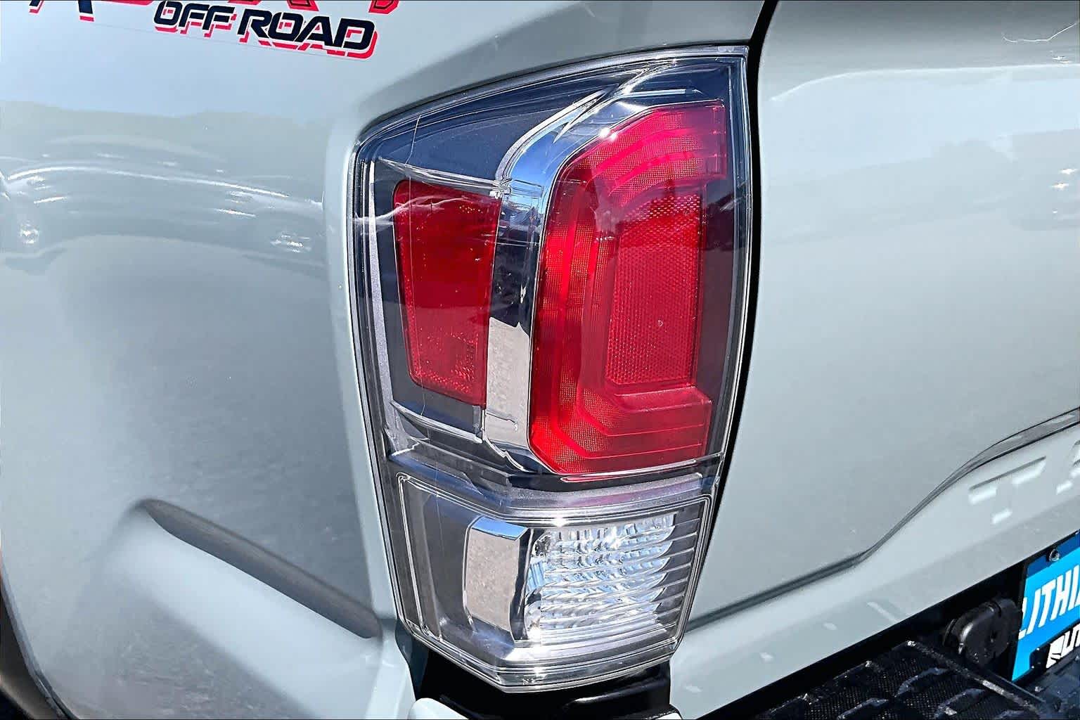 Thumbnail: 2023 Toyota Tacoma - 31