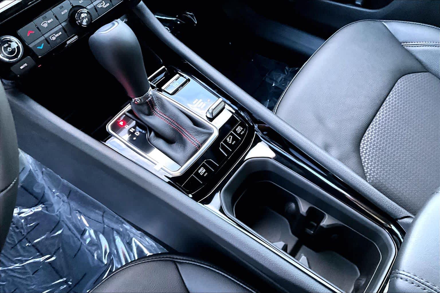 Thumbnail: 2026 Jeep Compass - 17