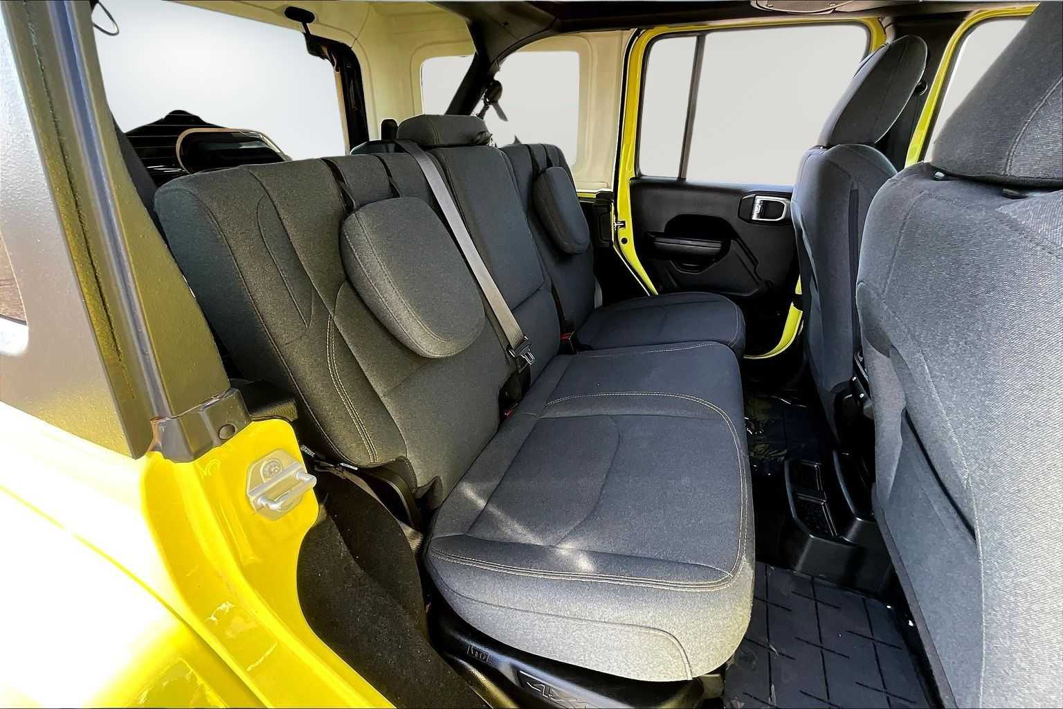 Thumbnail: 2024 Jeep Wrangler - 30