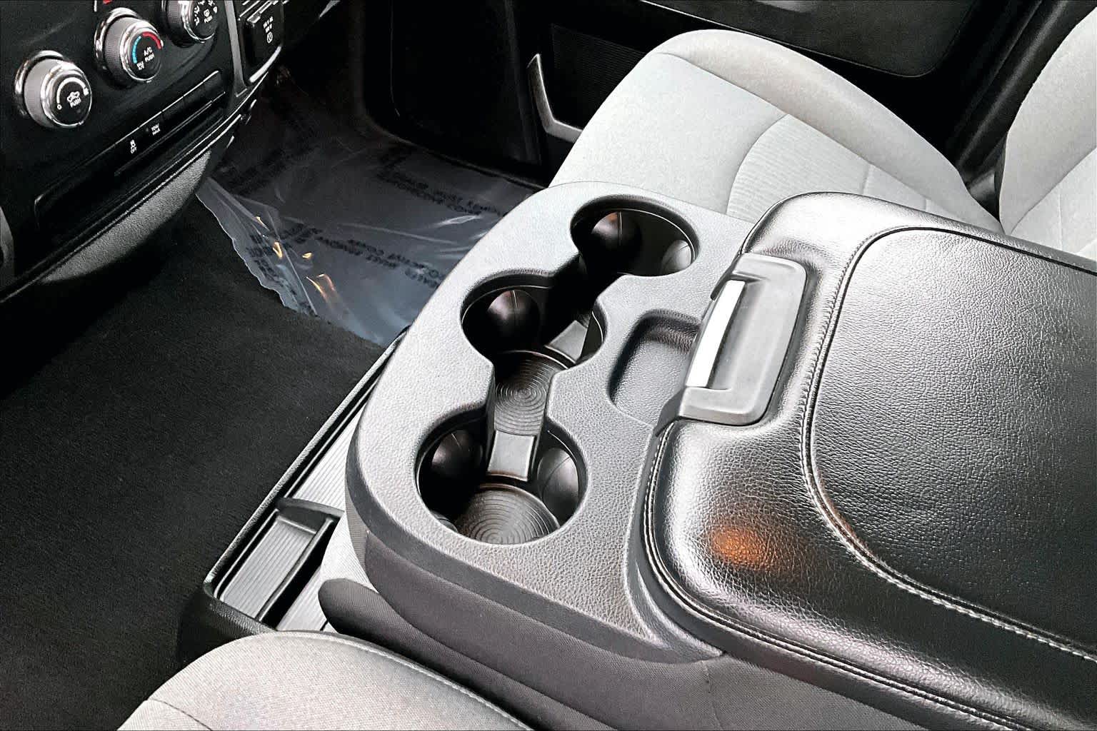 Thumbnail: 2023 RAM 1500 Classic - 16