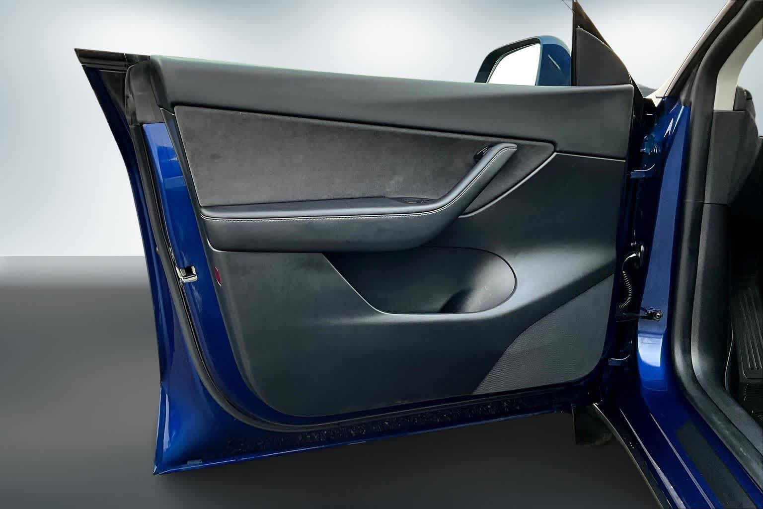 Thumbnail: 2021 Tesla Model Y - 25