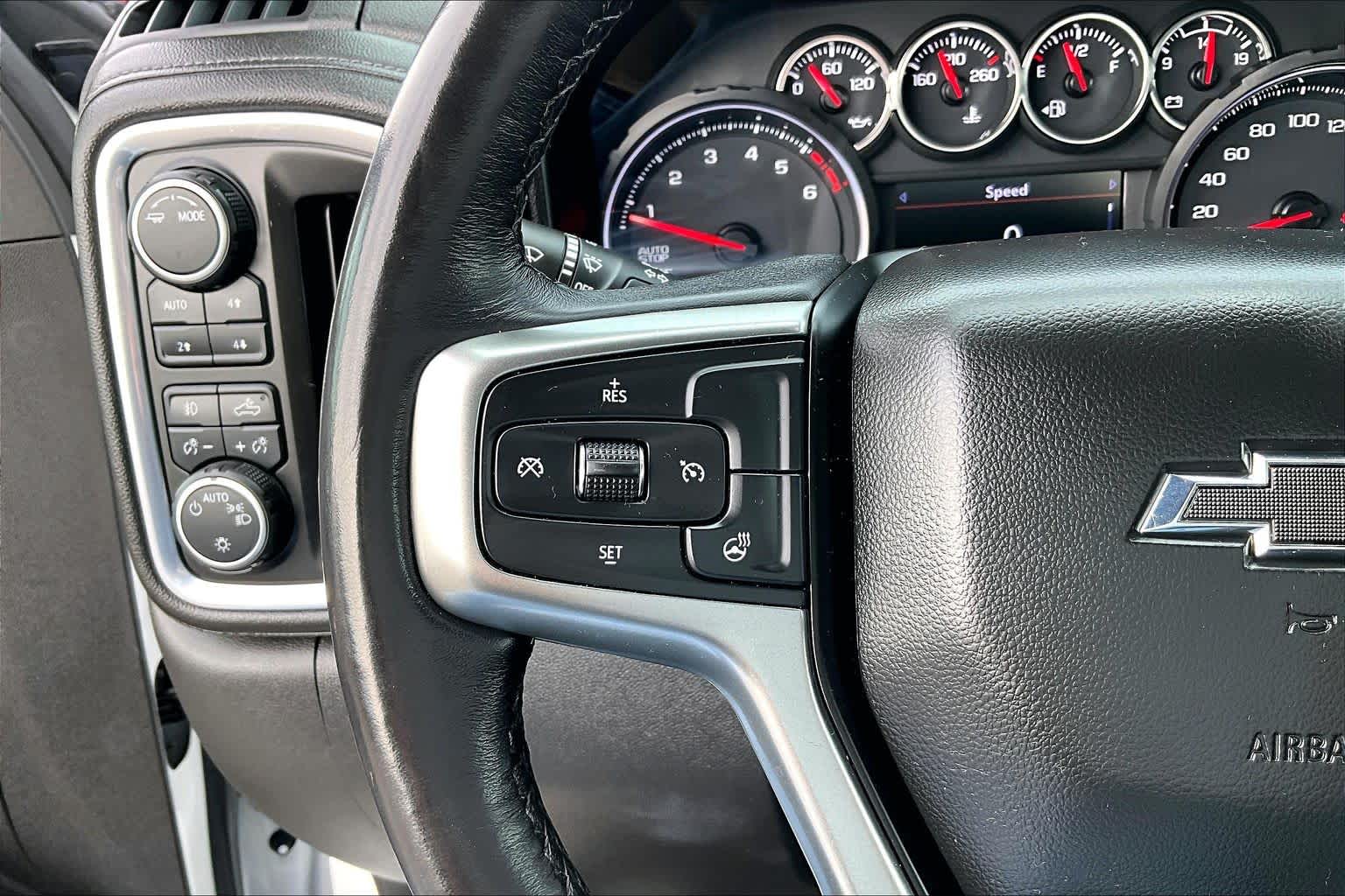 Thumbnail: 2021 Chevrolet Silverado 1500 - 24