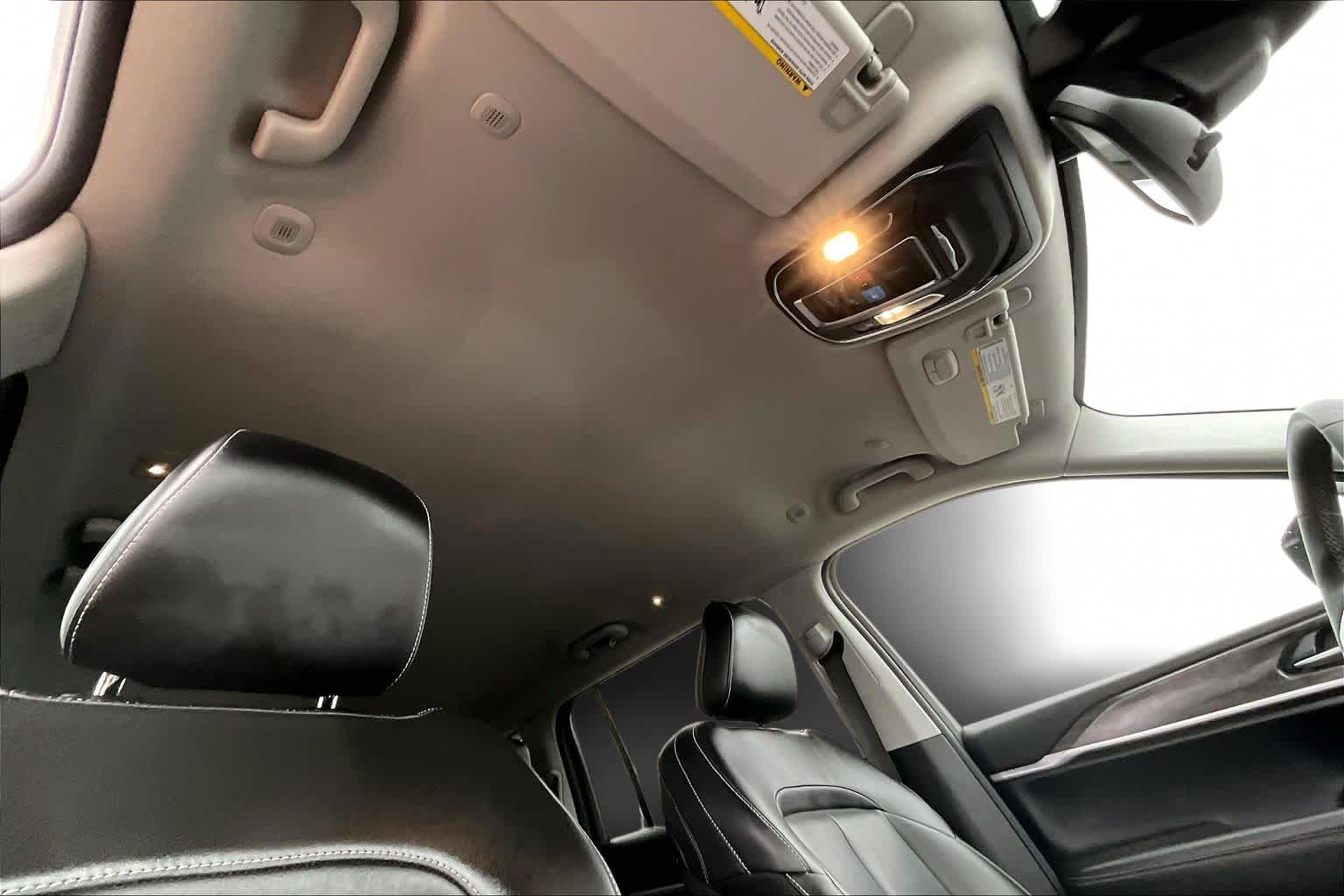 Thumbnail: 2023 Jeep Grand Cherokee - 31