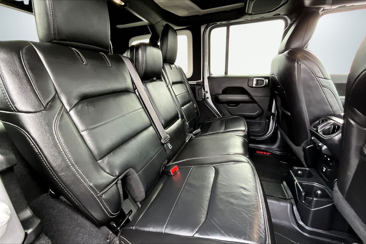 Thumbnail: 2019 Jeep Wrangler - 29