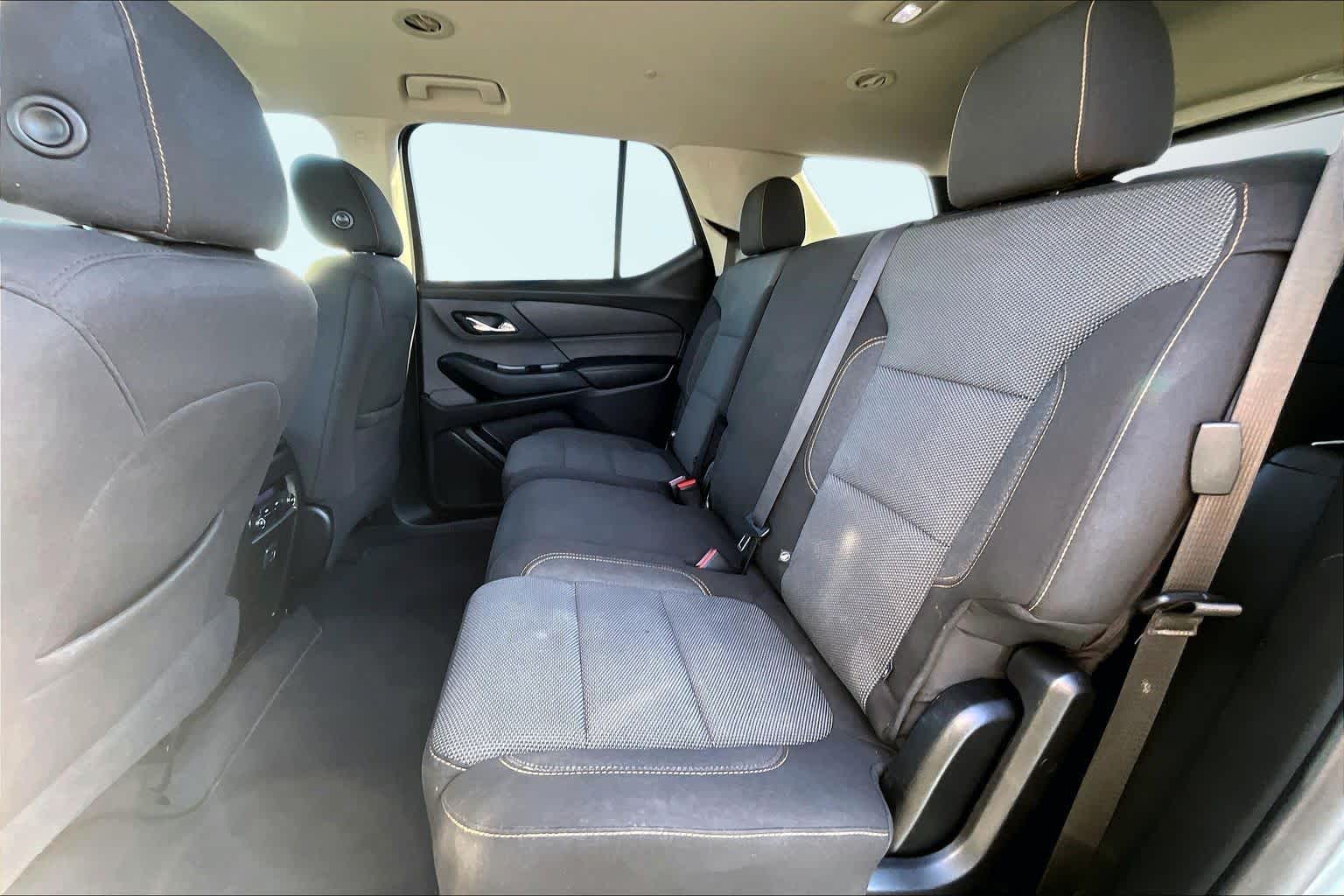 Thumbnail: 2019 Chevrolet Traverse - 27