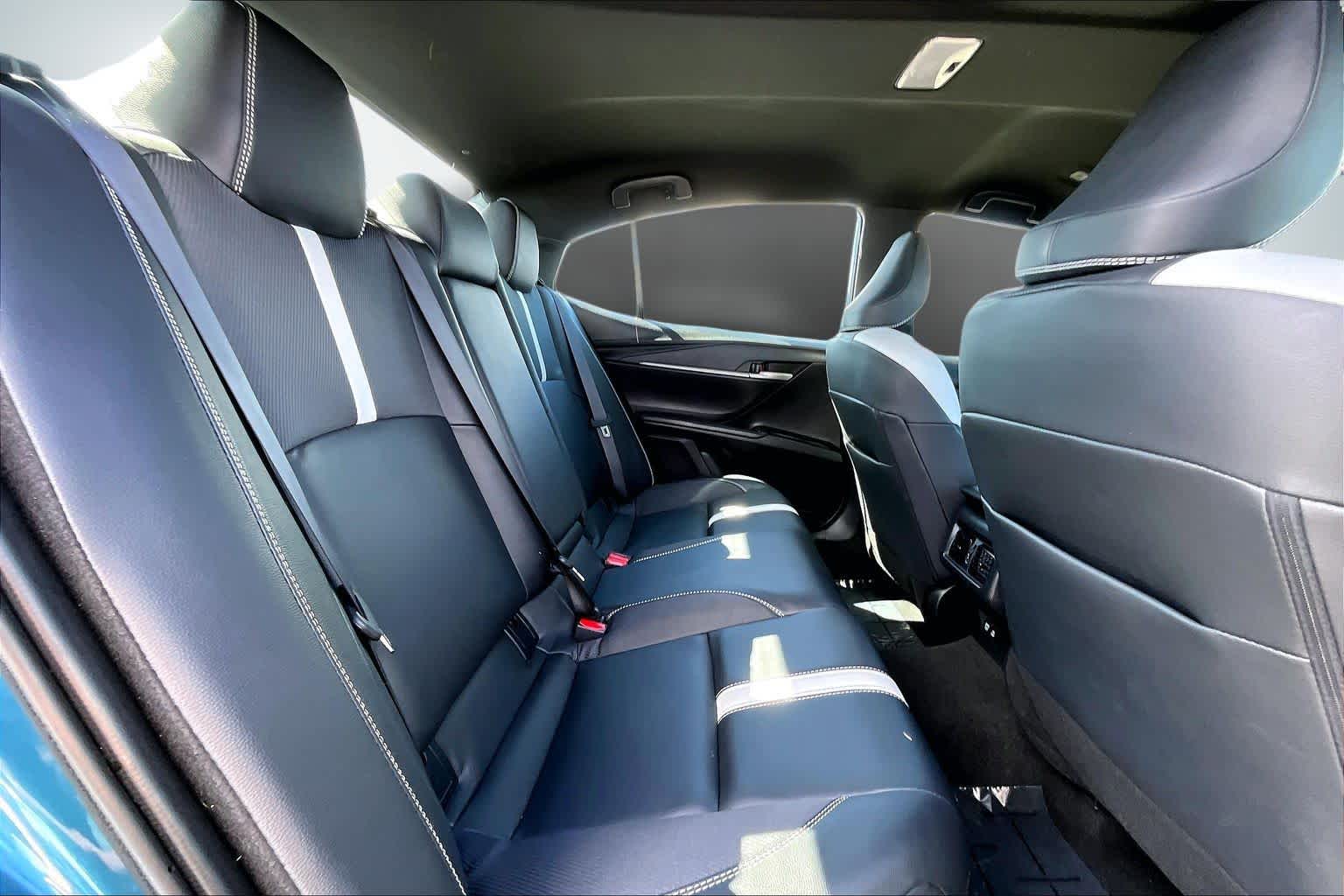 Thumbnail: 2025 Toyota Camry - 30