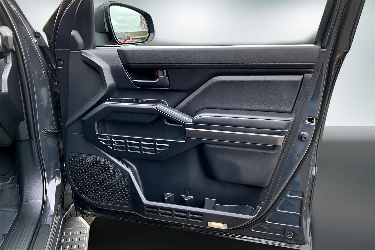 Thumbnail: 2025 Toyota 4Runner - 27