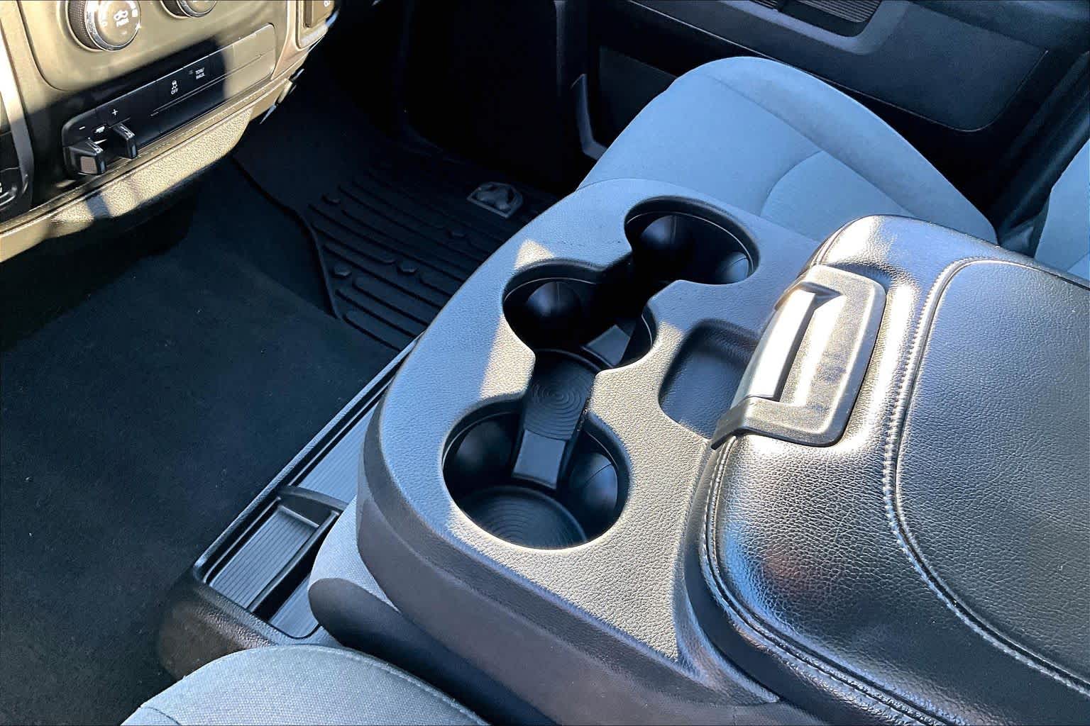 Thumbnail: 2022 RAM 1500 Classic - 16