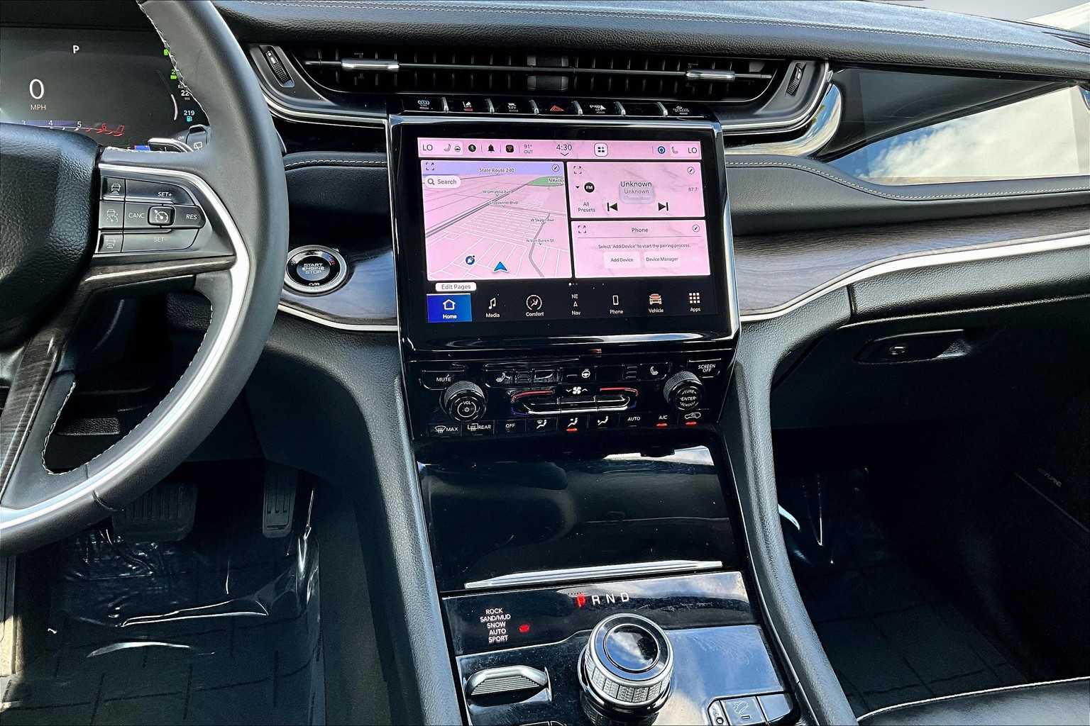 Thumbnail: 2024 Jeep Grand Cherokee - 15