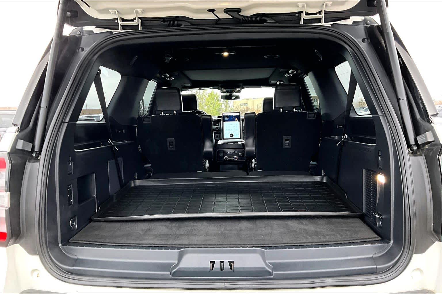 Thumbnail: 2022 Ford Expedition MAX - 18